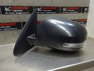 Used Wing mirror, left Mitsubishi Outlander (GF/GG) 2.0 16V PHEV 4x4 Price on request offered by Verhoef Cars & Parts