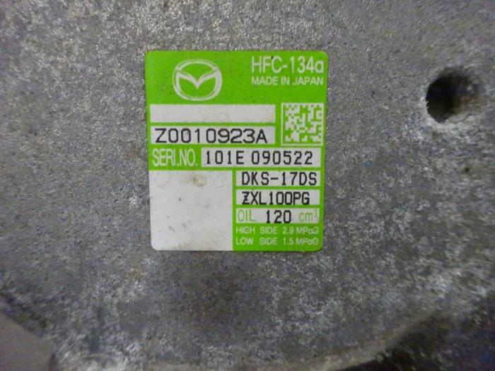 Air conditioning pump from a Mazda 6 SportBreak (GH19/GHA9) 1.8i 16V 2011