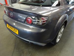 Usagé Feu arrière secondaire droit Mazda RX-8 (SE17) M5 Prix € 175,00 Règlement à la marge proposé par Verhoef Cars & Parts