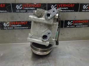 Used Air conditioning pump Honda Insight (ZE2) 1.3 16V VTEC Price on request offered by Verhoef Cars & Parts