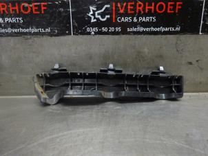 Used Rear bumper bracket, left Hyundai i10 (B5) 1.0 12V Price on request offered by Verhoef Cars & Parts