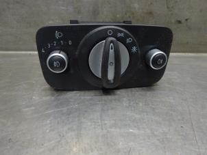 Used Light switch Ford Fiesta 6 (JA8) 1.25 16V Price on request offered by Verhoef Cars & Parts