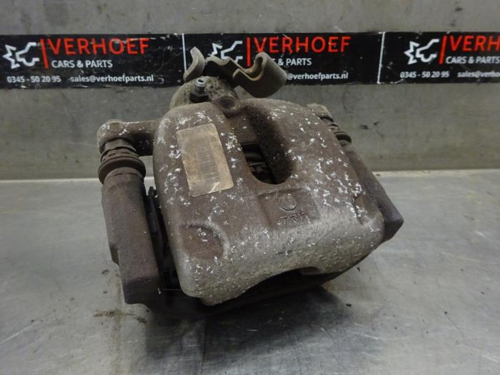 Rear brake calliper, left from a Peugeot 3008 I (0U/HU) 1.2 e-THP PureTech 130 2015