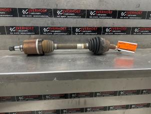 Used Front drive shaft, left Ford Focus 3 Wagon 1.6 TDCi ECOnetic Price € 100,00 Margin scheme offered by Verhoef Cars & Parts