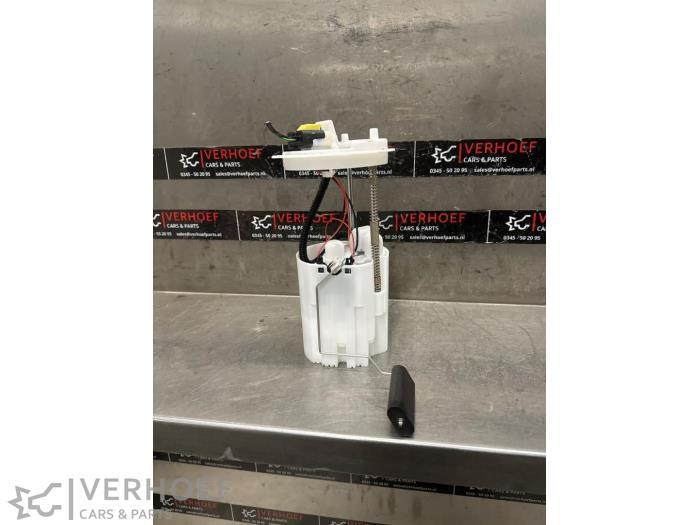 Gebrauchte Benzinpumpe Fiat 500 (312) 1.0 Hybrid Preis auf Anfrage angeboten von Verhoef Cars & Parts