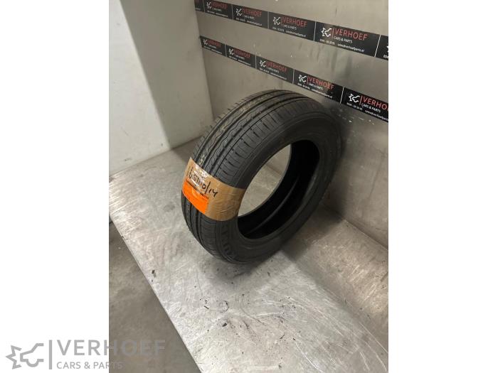 Tyre with tyre size 165/60/14 - KUMHO - Verhoef Cars & Parts