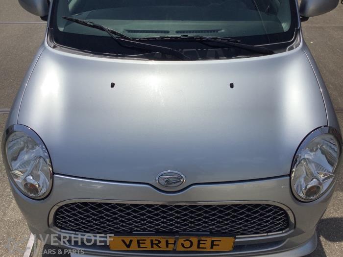 Używane Maska Daihatsu Trevis 1.0 12V DVVT Cena € 250,00 Procedura marży oferowane przez Verhoef Cars & Parts