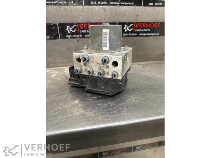 Usagé Bloc ABS Mini Mini Open (R57) 1.6 16V One Prix € 90,00 Règlement à la marge proposé par Verhoef Cars & Parts