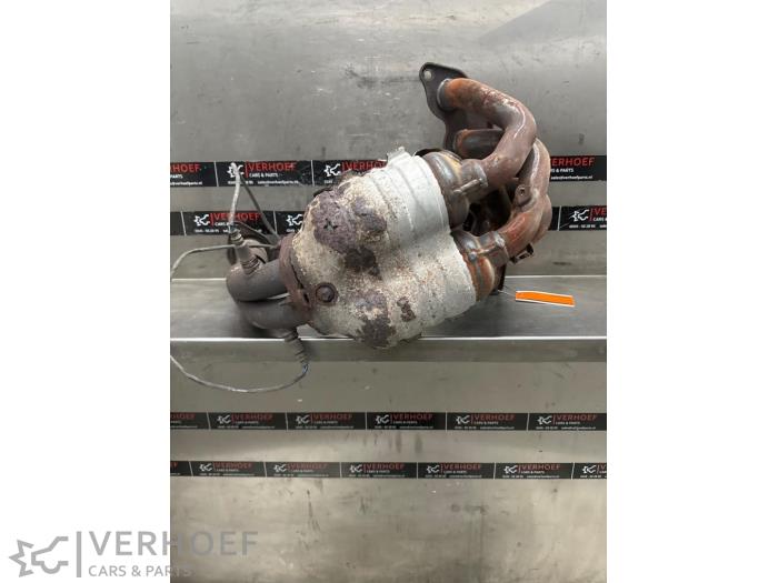 Usagé Catalyseur Mitsubishi Grandis (NA) 2.4 16V MIVEC Prix sur demande proposé par Verhoef Cars & Parts
