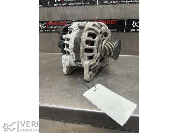 Gebrauchte Dynamo Renault Captur I (2R) 0.9 Energy TCE 12V Preis € 85,00 Margenregelung angeboten von Verhoef Cars & Parts
