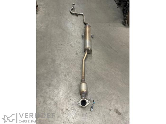 Używane Katalizator Toyota Yaris III (P13) 1.5 16V Dual VVT-iE Cena na żądanie oferowane przez Verhoef Cars & Parts