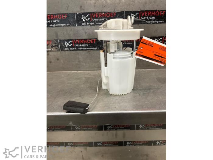 Gebrauchte Benzinpumpe Ford Fiesta 7 1.1 Ti-VCT 12V 70 Preis auf Anfrage angeboten von Verhoef Cars & Parts