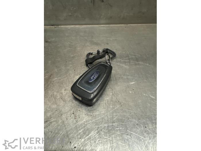 Używane Klucz Ford Transit Connect (PJ2) 1.5 TDCi ECOnetic Cena na żądanie oferowane przez Verhoef Cars & Parts