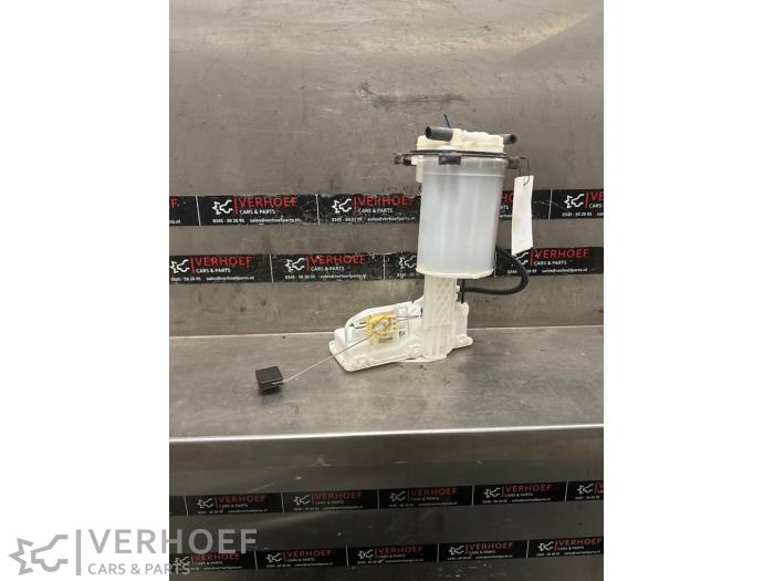 Gebrauchte Benzinpumpe Toyota Yaris IV (P21/PA1/PH1) 1.5 12V Hybrid 115 Preis € 95,00 Margenregelung angeboten von Verhoef Cars & Parts