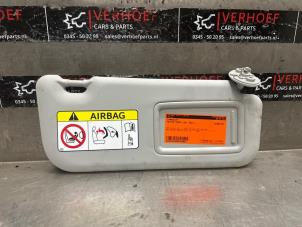 Begagnade Solskydd Toyota Yaris IV (P21/PA1/PH1) 1.5 12V Hybrid 115 Pris € 30,00 Marginaltabell erbjuds av Verhoef Cars & Parts