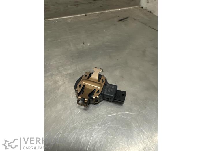 Gebrauchte Regensensor Kia Niro I (DE) 1.6 GDI Hybrid Preis € 20,00 Margenregelung angeboten von Verhoef Cars & Parts