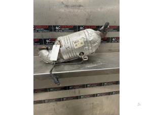 Używane Filtr czastek stalych Peugeot 308 SW (L4/L9/LC/LJ/LR) 1.6 BlueHDi 120 Cena na żądanie oferowane przez Verhoef Cars & Parts