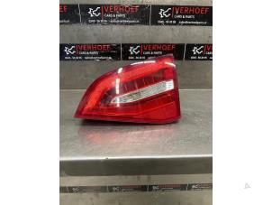 Usados Luz trasera derecha Audi A4 Avant (B8) 3.0 TDI 245 V6 24V Quattro Precio € 75,00 Norma de margen ofrecido por Verhoef Cars & Parts