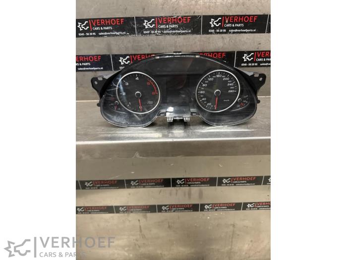 Używane Tablica rozdzielcza Audi A4 Avant (B8) 3.0 TDI 245 V6 24V Quattro Cena € 250,00 Procedura marży oferowane przez Verhoef Cars & Parts
