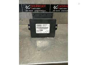 Usados Módulo de freno de mano Audi A4 Avant (B8) 3.0 TDI 245 V6 24V Quattro Precio € 75,00 Norma de margen ofrecido por Verhoef Cars & Parts