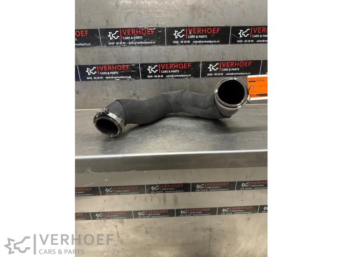 Gebrauchte Intercooler Schlauch Audi A4 Avant (B8) 3.0 TDI 245 V6 24V Quattro Preis € 25,00 Margenregelung angeboten von Verhoef Cars & Parts