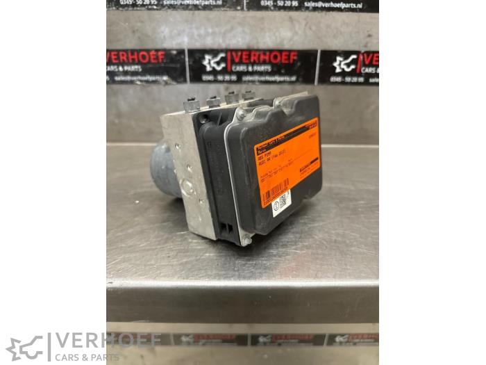 Gebrauchte ABS Pumpe Audi A4 Avant (B8) 3.0 TDI 245 V6 24V Quattro Preis € 125,00 Margenregelung angeboten von Verhoef Cars & Parts