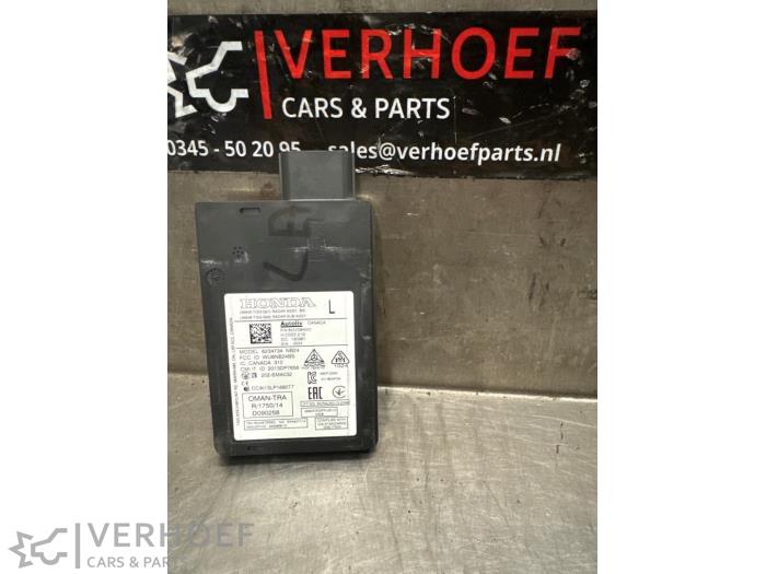 Begagnade Radarsensor Honda Civic (FK6/7/8/9) 1.0i VTEC Turbo 12V Pris € 75,00 Marginaltabell erbjuds av Verhoef Cars & Parts