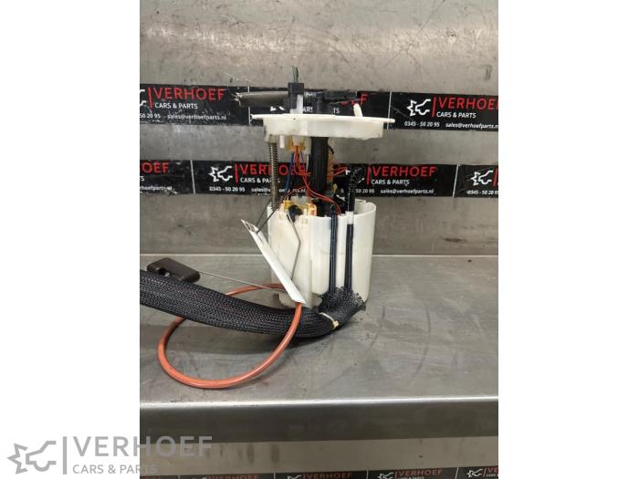 Begagnade Dieselpump Volvo XC60 I (DZ) 2.0 D4 16V Pris på förfrågan erbjuds av Verhoef Cars & Parts