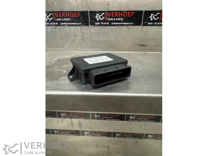 Używane Modul hamulca postojowego Volvo XC60 I (DZ) 2.0 D4 16V Cena € 35,00 Procedura marży oferowane przez Verhoef Cars & Parts