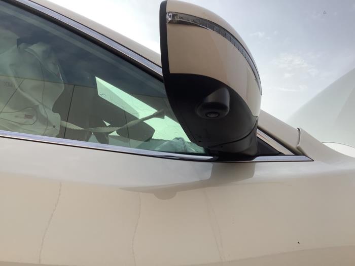 Skärmspegel, höger från en Nissan X-Trail (T32) 1.6 DIG-T 16V 2018