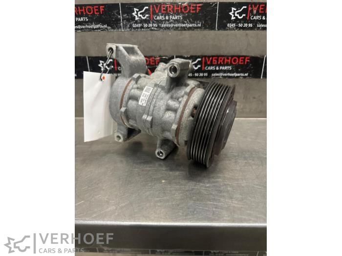 Usagé Compresseur de clim Toyota Hilux V/VI 2.4 D4D-F 16V 4x4 Prix sur demande proposé par Verhoef Cars & Parts