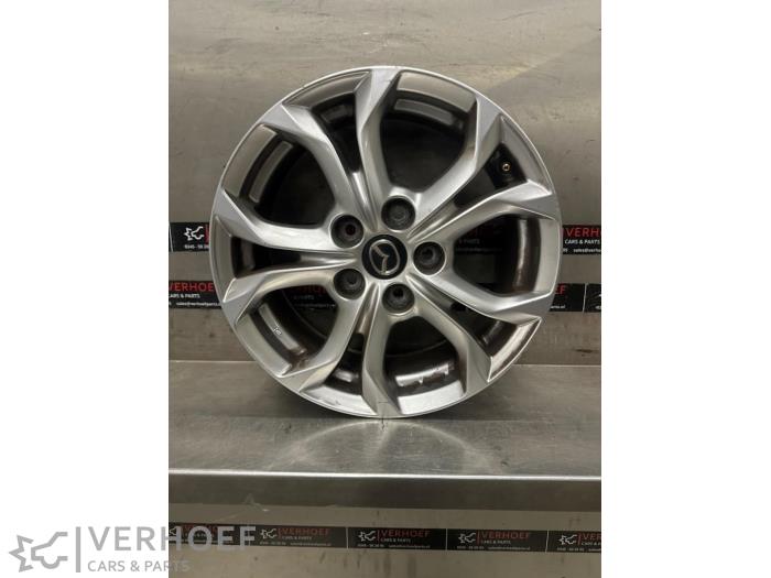 Używane Obrecz Mazda CX-3 (DJ/DK) 2.0 SkyActiv-G 120 Cena € 150,00 Procedura marży oferowane przez Verhoef Cars & Parts