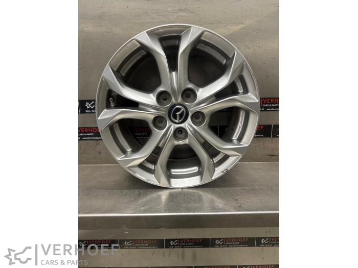 Używane Obrecz Mazda CX-3 (DJ/DK) 2.0 SkyActiv-G 120 Cena € 150,00 Procedura marży oferowane przez Verhoef Cars & Parts