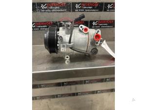 Usagé Pompe clim Kia Xceed 1.0 T-GDi MHEV 12V Prix € 200,00 Règlement à la marge proposé par Verhoef Cars & Parts