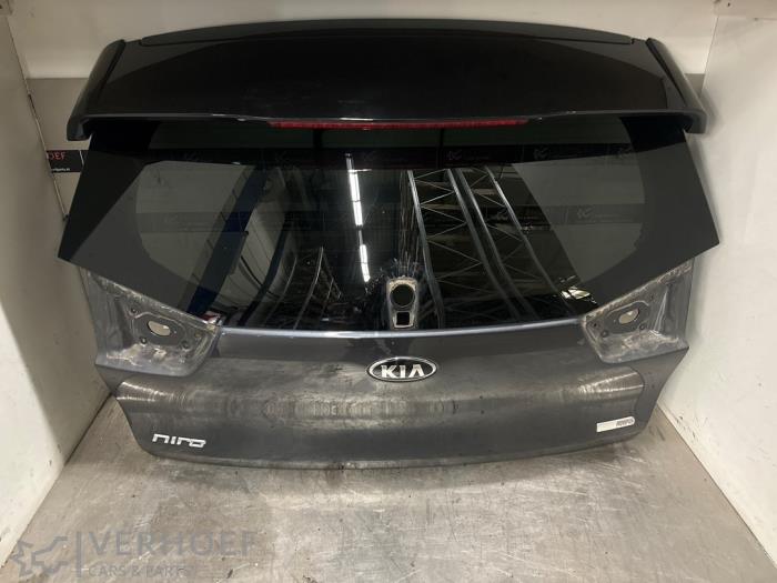 Używane Tylna klapa Kia Niro I (DE) 1.6 GDI Hybrid Cena € 450,00 Procedura marży oferowane przez Verhoef Cars & Parts