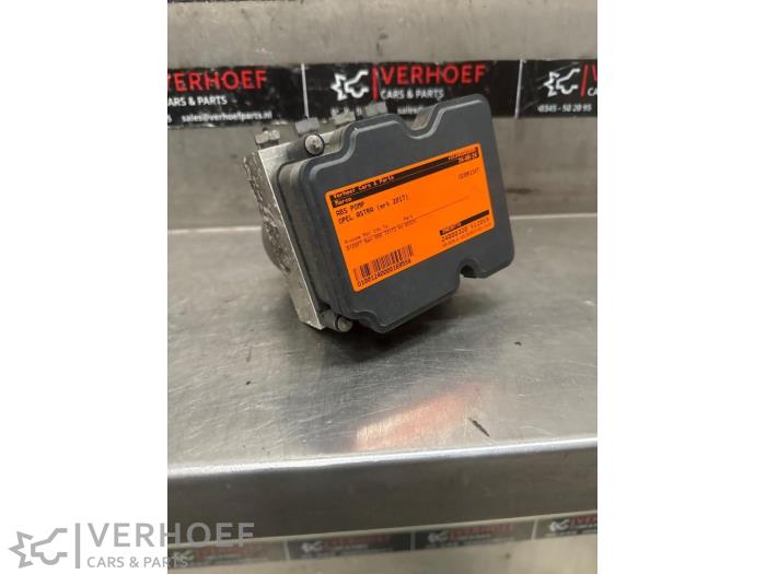 Usagé Bloc ABS Opel Astra K Sports Tourer 1.0 Turbo 12V Prix € 105,00 Règlement à la marge proposé par Verhoef Cars & Parts