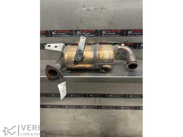 Used Particulate filter Opel Insignia Sports Tourer 2.0 CDTI 16V 140 ecoFLEX Price on request offered by Verhoef Cars & Parts