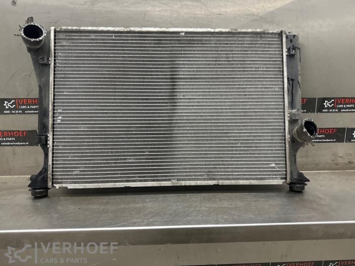 Gebrauchte Kühler Toyota Corolla Verso (R10/11) 2.2 D-4D 16V Preis € 40,00 Margenregelung angeboten von Verhoef Cars & Parts