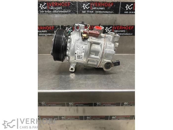 Usagé Pompe clim Skoda Fabia IV (PJ3) 1.0 TSI 12V Prix € 125,00 Règlement à la marge proposé par Verhoef Cars & Parts