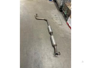 Usagé Echappement silencieux central Suzuki Swift (ZC/ZD) 1.4 Booster Jet Sport Turbo 16V Prix € 175,00 Règlement à la marge proposé par Verhoef Cars & Parts