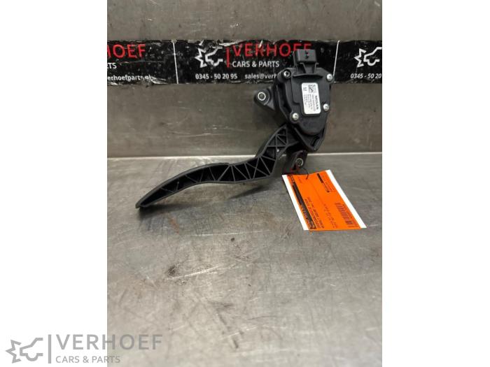 Begagnade Gaspedalsensor Renault Kadjar (RFEH) 1.2 Energy TCE 130 Pris € 25,00 Marginaltabell erbjuds av Verhoef Cars & Parts