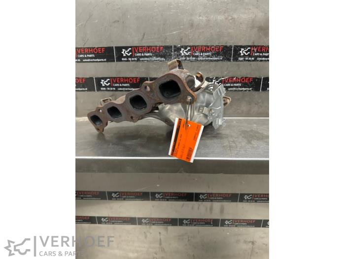 Używane Katalizator Mitsubishi Outlander (GF/GG) 2.4 16V PHEV 4x4 Cena na żądanie oferowane przez Verhoef Cars & Parts