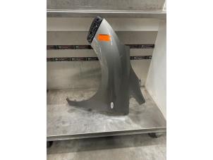 Used Front wing, left Toyota Verso 1.8 16V VVT-i Price € 200,00 Margin scheme offered by Verhoef Cars & Parts