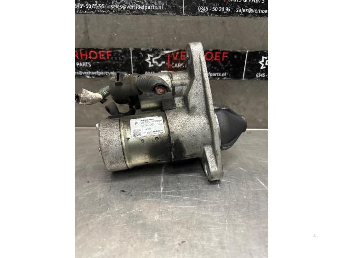 Startmotor från en Nissan X-Trail (T32) 1.6 DIG-T 16V 2018