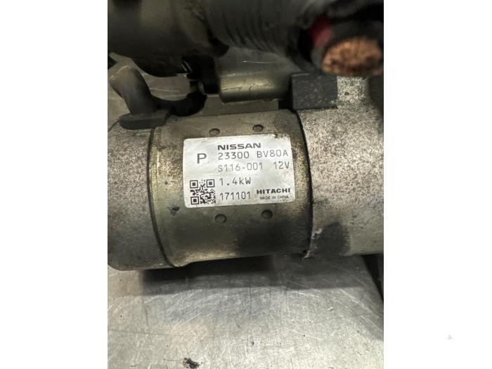 Startmotor från en Nissan X-Trail (T32) 1.6 DIG-T 16V 2018