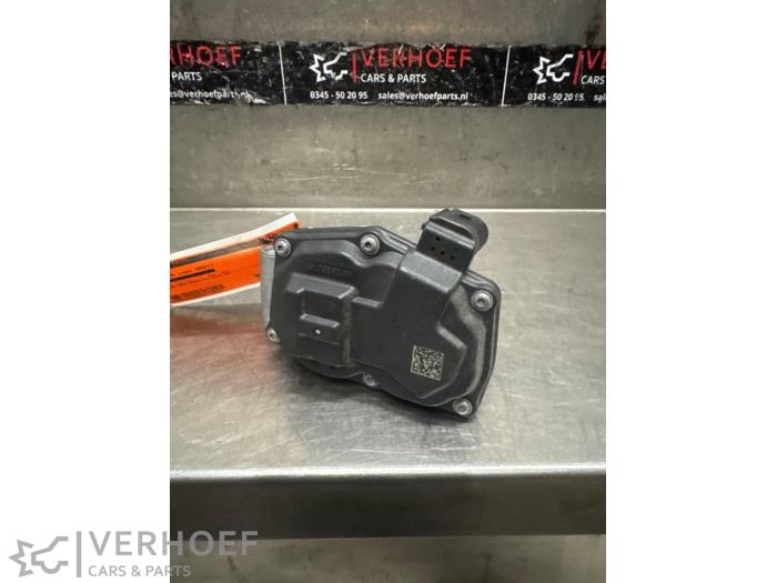 Gebrauchte Drosselklappengehäuse Ford Fiesta 7 1.0 EcoBoost 12V Preis auf Anfrage angeboten von Verhoef Cars & Parts