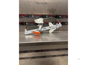 Gebrauchte Fenstermechanik 4-türig links hinten Hyundai i20 (GBB) 1.0 T-GDI 100 12V Preis auf Anfrage angeboten von Verhoef Cars & Parts