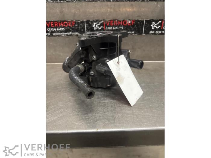 Usagé Pompe à eau Kia Xceed 1.0 T-GDi MHEV 12V Prix sur demande proposé par Verhoef Cars & Parts