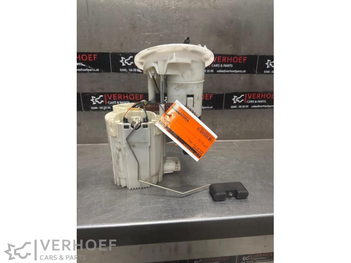 Usagé Pompe essence Audi A4 Avant (B8) 1.8 TFSI 16V Prix sur demande proposé par Verhoef Cars & Parts