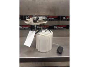 Gebrauchte Benzinpumpe Kia Ceed (CDB5/CDBB) 1.0i T-GDi 12V Preis € 75,00 Margenregelung angeboten von Verhoef Cars & Parts